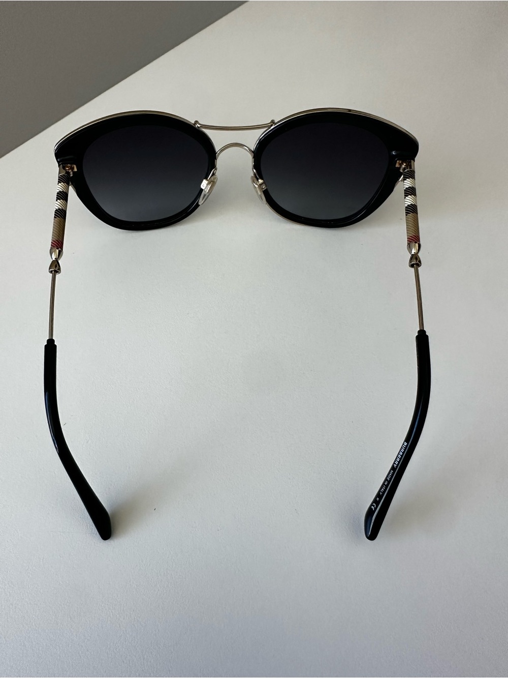Burberry Black Round Sunglasses with Gradient Lenses